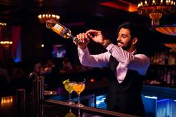 Bartenders & Mixologists